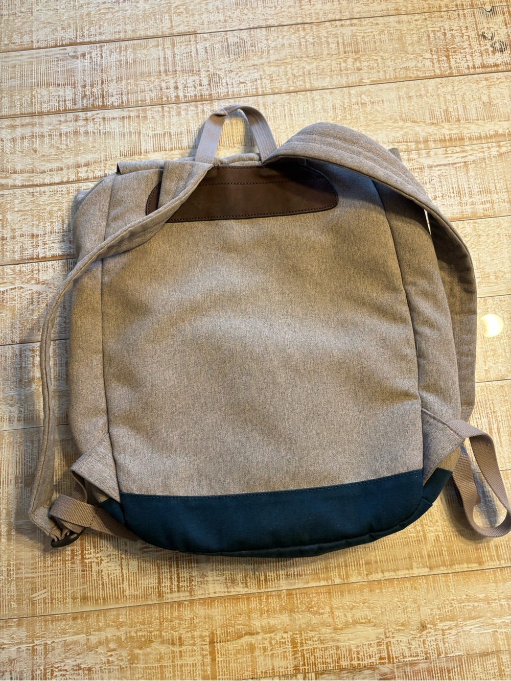 MEC backpack - Picture 3 of 3